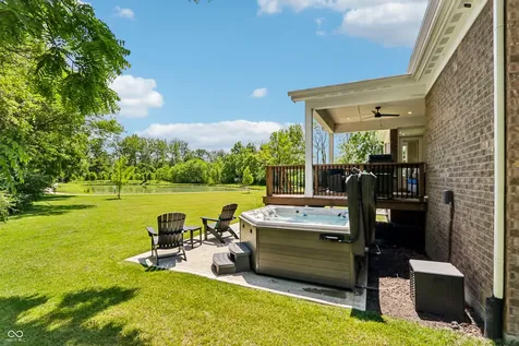 8405 Shallow Creek Court Indianapolis IN 46237