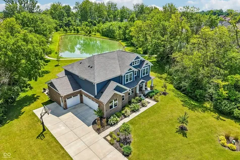 8405 Shallow Creek Court Indianapolis IN 46237