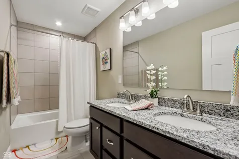 8405 Shallow Creek Court Indianapolis IN 46237