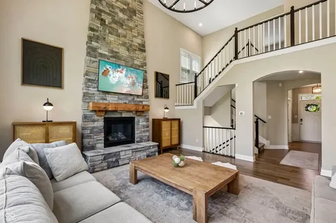 8405 Shallow Creek Court Indianapolis IN 46237