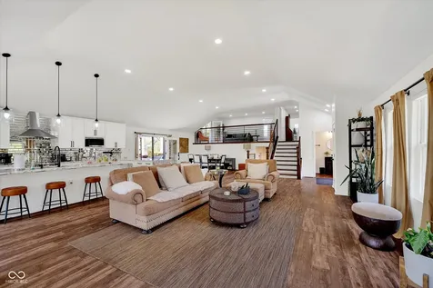 5726 Cooper Road Indianapolis IN 46228