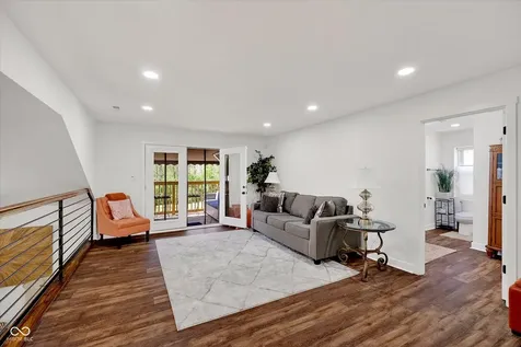 5726 Cooper Road Indianapolis IN 46228