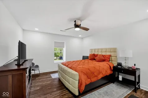 5726 Cooper Road Indianapolis IN 46228