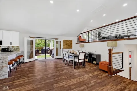 5726 Cooper Road Indianapolis IN 46228
