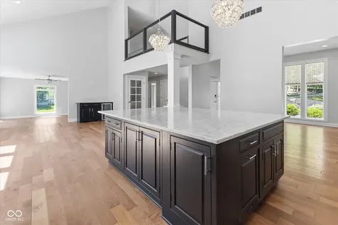 8631 Bay Colony Drive Indianapolis IN 46234