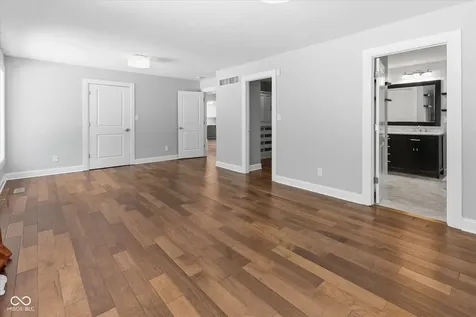8631 Bay Colony Drive Indianapolis IN 46234