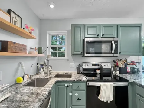 6005 Sheridan Court Columbus IN 47203