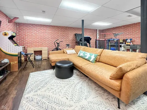 6005 Sheridan Court Columbus IN 47203