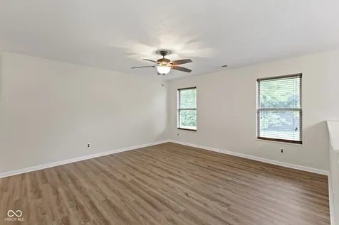 6435 Birds Eye Drive Indianapolis IN 46203