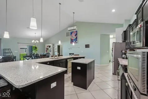 806 Foxglove Court Lebanon IN 46052
