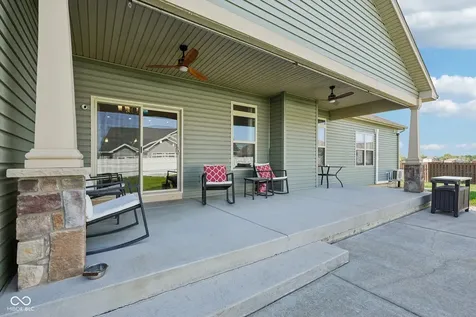 806 Foxglove Court Lebanon IN 46052