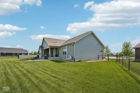 806 Foxglove Court Lebanon IN 46052