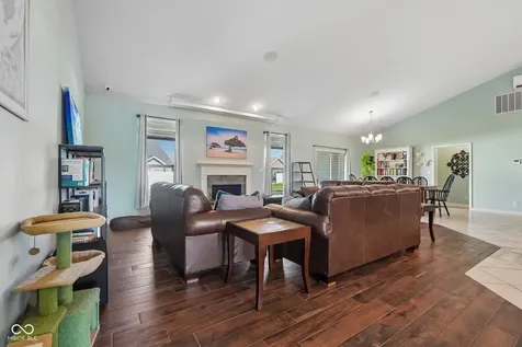 806 Foxglove Court Lebanon IN 46052