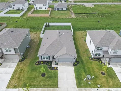 1229 Fleming Drive Greenfield IN 46140
