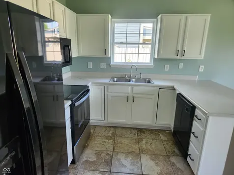 5633 Wynridge Court Indianapolis IN 46235