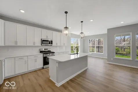 5504 Aspen Wood Lane Indianapolis IN 46239