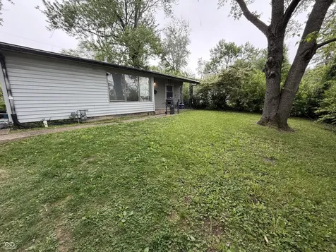 3125 Manor Court Indianapolis IN 46218