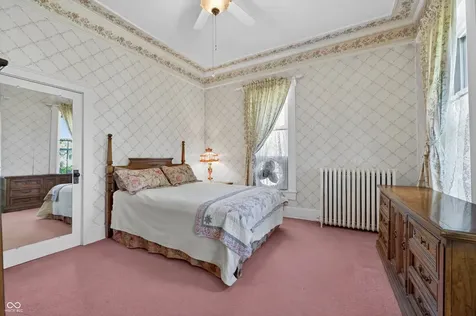 515 Main Street Elwood IN 46036