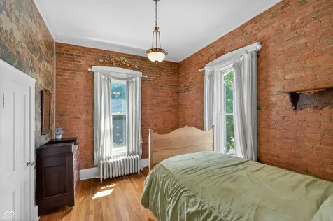 515 Main Street Elwood IN 46036