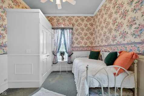 515 Main Street Elwood IN 46036