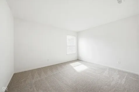 6511 Hyde Park Drive Zionsville IN 46077