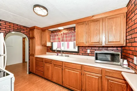 120 S A Street Elwood IN 46036