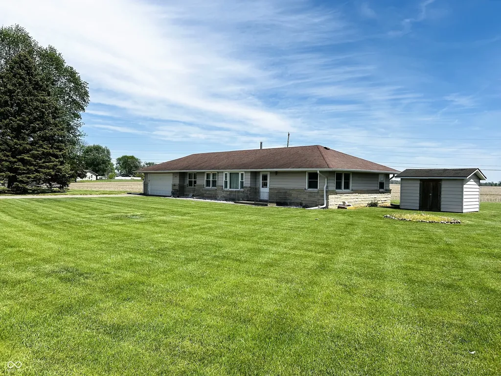 2590 S Smithland Road Shelbyville IN 46176