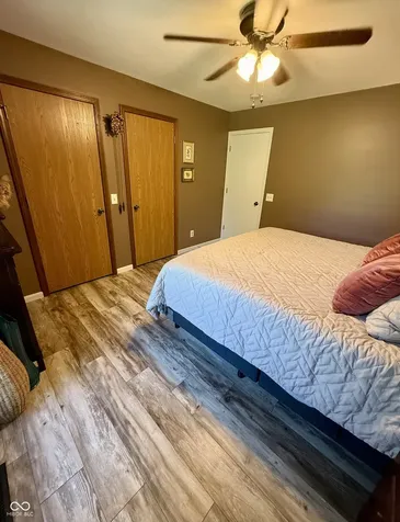 15645 E County Road 500 N Hope IN 47246