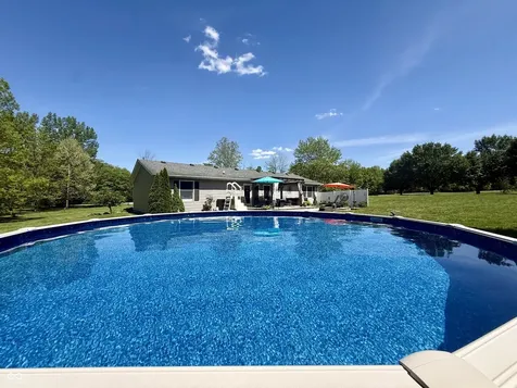 15645 E County Road 500 N Hope IN 47246