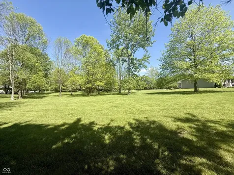 15645 E County Road 500 N Hope IN 47246