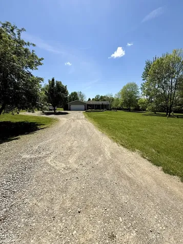 15645 E County Road 500 N Hope IN 47246