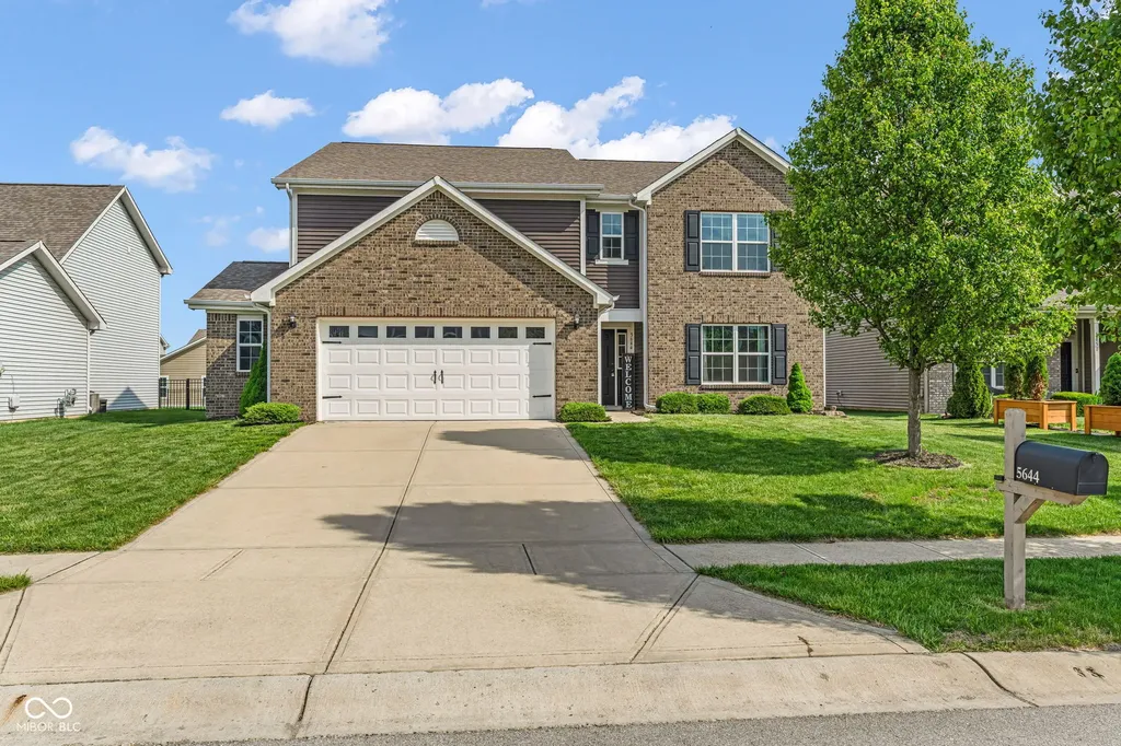 5644 Broadcaster Lane Plainfield IN 46168