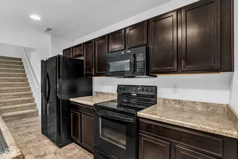 5644 Broadcaster Lane Plainfield IN 46168