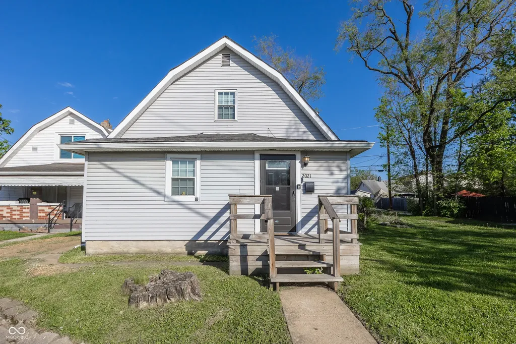 2021 Hillside Avenue Indianapolis IN 46218