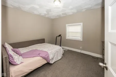 2021 Hillside Avenue Indianapolis IN 46218