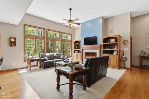 8839 Summer Estate Drive Indianapolis IN 46256
