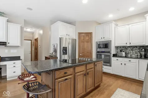 8839 Summer Estate Drive Indianapolis IN 46256