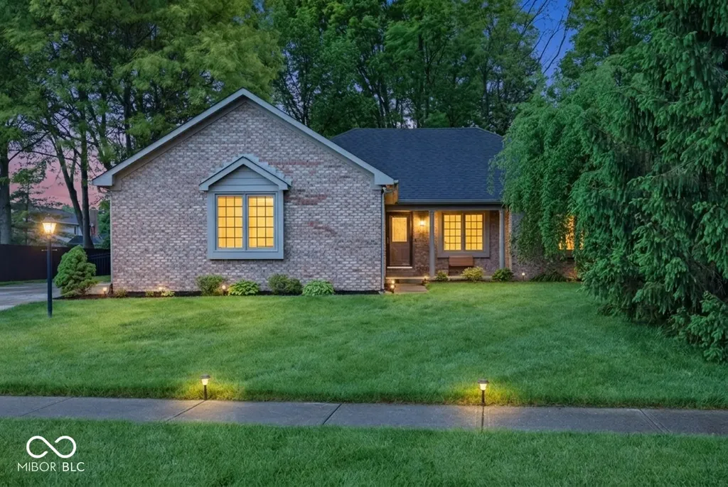 5475 Steven Drive Greenwood IN 46142