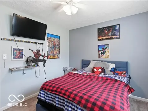 6725 Lakeknoll Drive Indianapolis IN 46220
