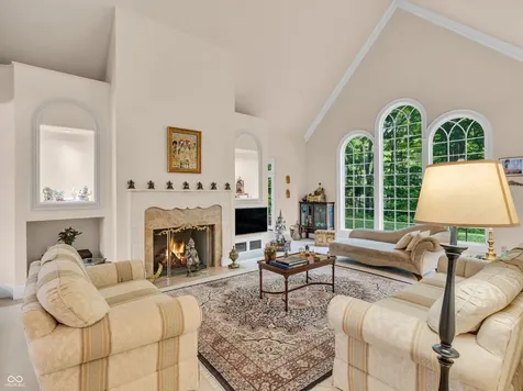 608 N Tulip Court Crawfordsville IN 47933