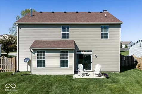 17 English Green Westfield IN 46074