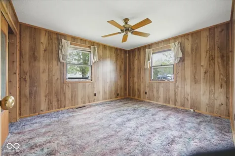1225 E Hazelwood Street S Shelbyville IN 46176
