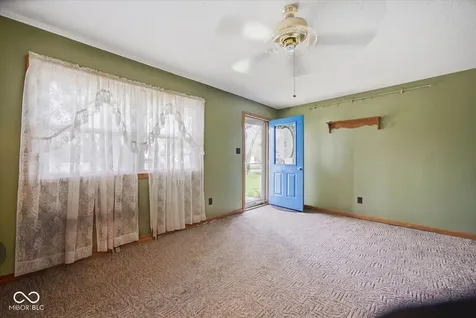 1225 E Hazelwood Street S Shelbyville IN 46176