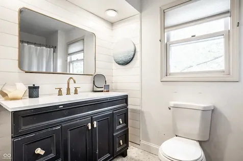 1185 Starkey Road Zionsville IN 46077
