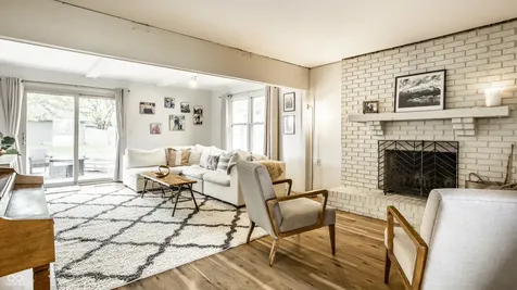 1185 Starkey Road Zionsville IN 46077