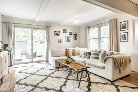 1185 Starkey Road Zionsville IN 46077
