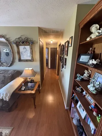 340 Briar Hill Drive Whiteland IN 46184