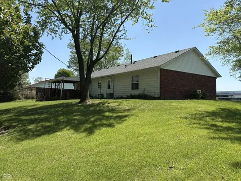 340 Briar Hill Drive Whiteland IN 46184