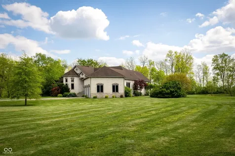 10165 Sanctuary Drive Brownsburg IN 46112