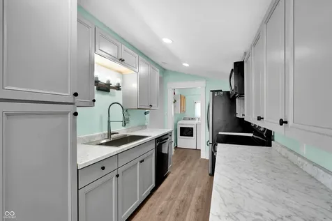 239 Avon Avenue Plainfield IN 46168